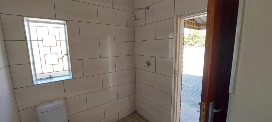 5 Bedroom Property for Sale in Ferreira Town Eastern Cape